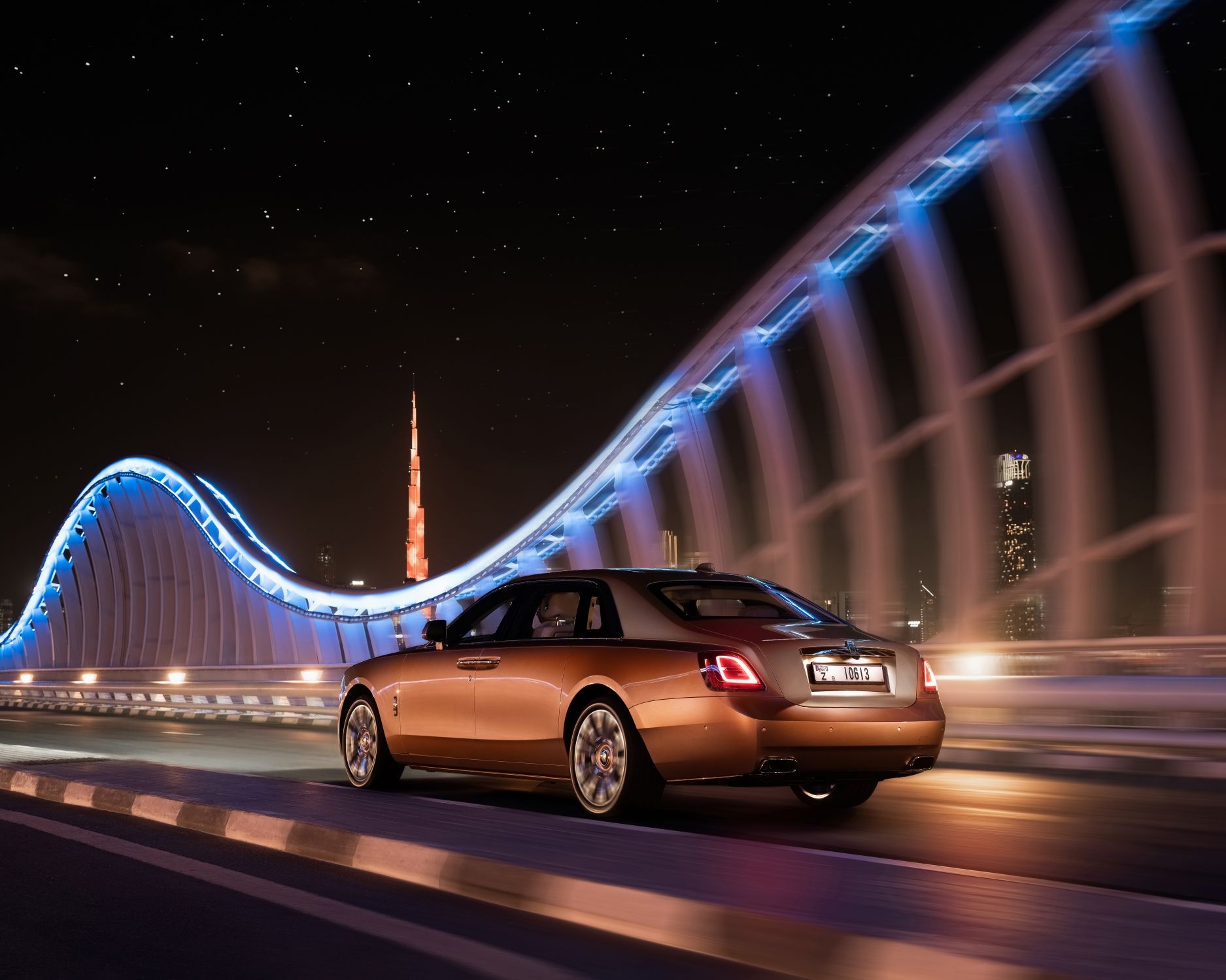 ROLLS-ROYCE MOTOR CARS OSLAVUJE VELMI ÚSPĚŠNÝ ROK 2023