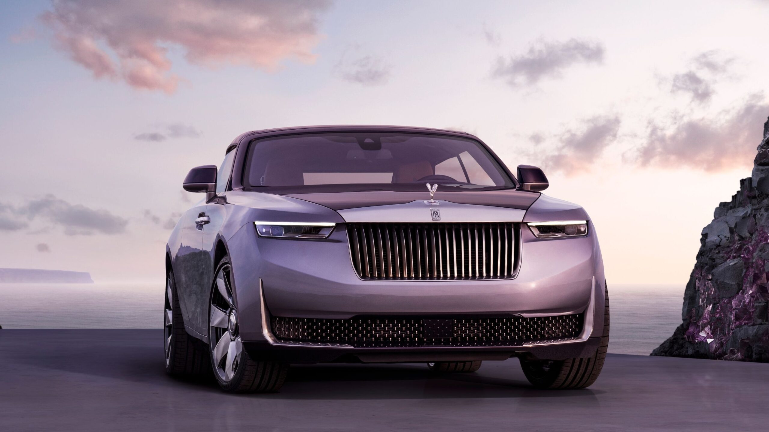 ROLLS-ROYCE MOTOR CARS OSLAVUJE VELMI ÚSPĚŠNÝ ROK 2023