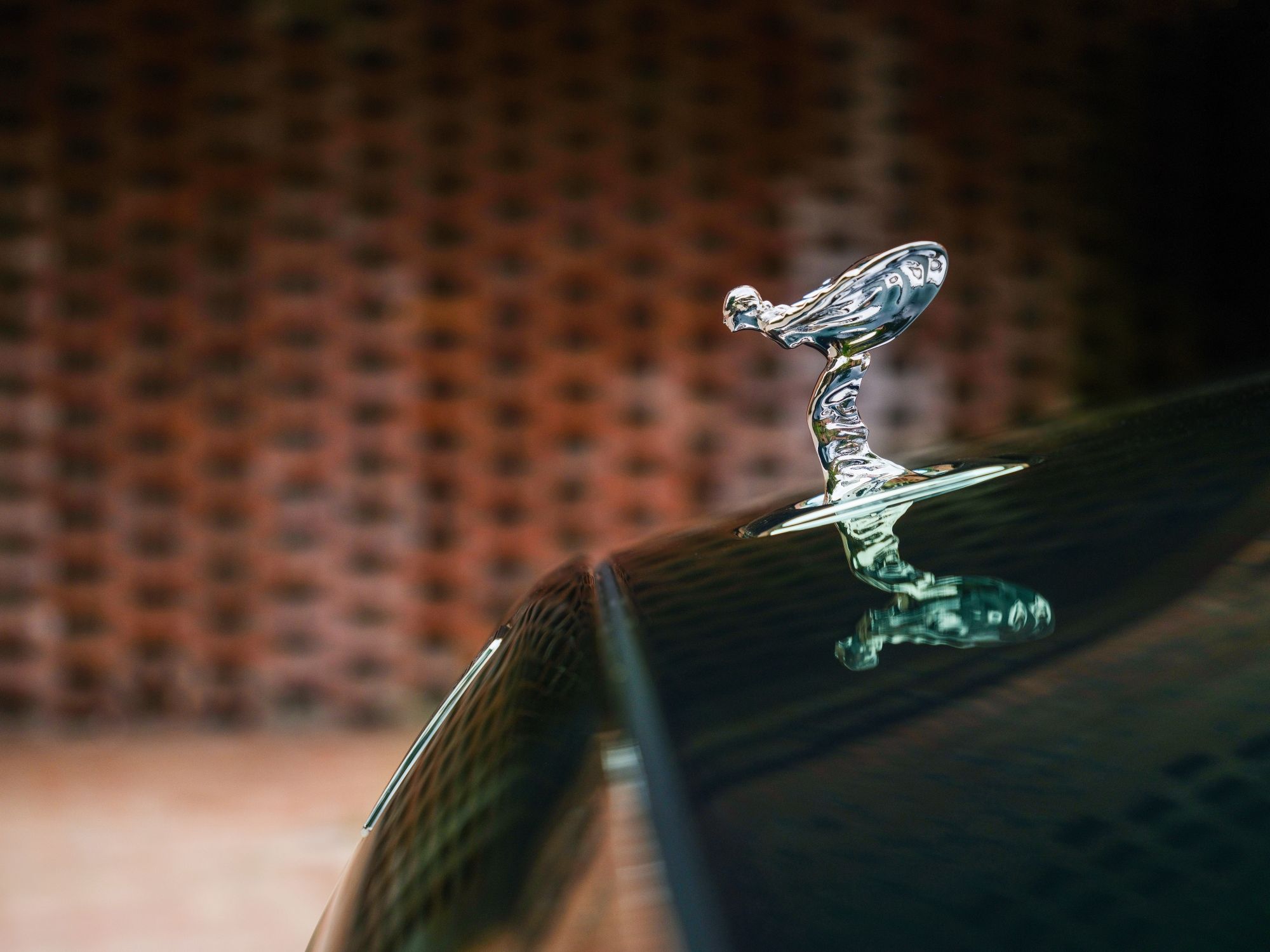 ROLLS-ROYCE MOTOR CARS OSLAVUJE VELMI ÚSPĚŠNÝ ROK 2023