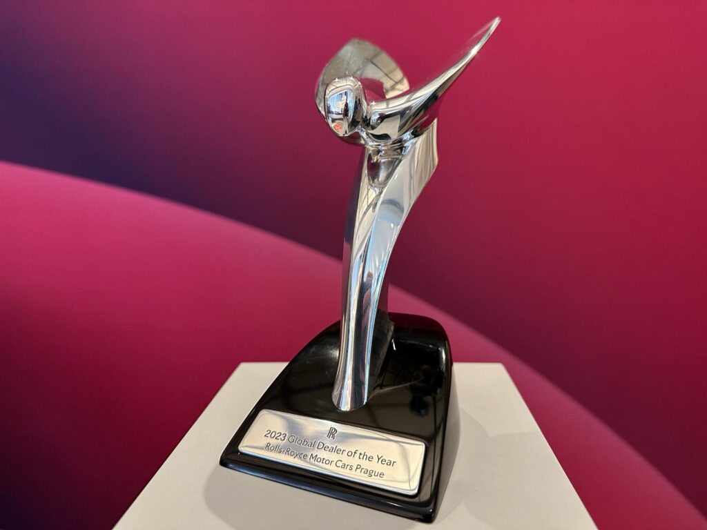 ROLLS-ROYCE MOTOR CARS PRAGUE ZÍSKAL TITUL „SVĚTOVÝ PRODEJCE ROKU“