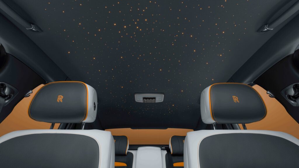 ROLLS-ROYCE GHOST PRISM: NADČASOVÝ ZPŮSOB SEBEVYJÁDŘENÍ