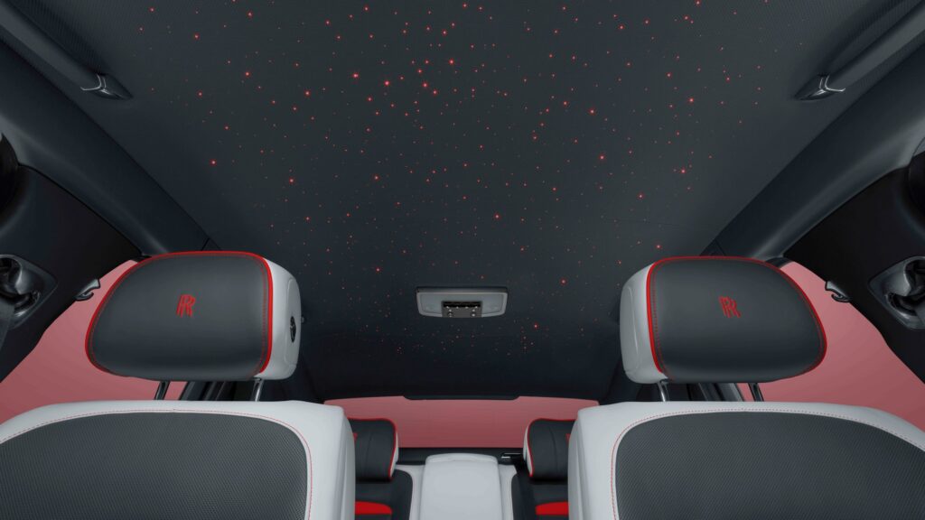 ROLLS-ROYCE GHOST PRISM: NADČASOVÝ ZPŮSOB SEBEVYJÁDŘENÍ