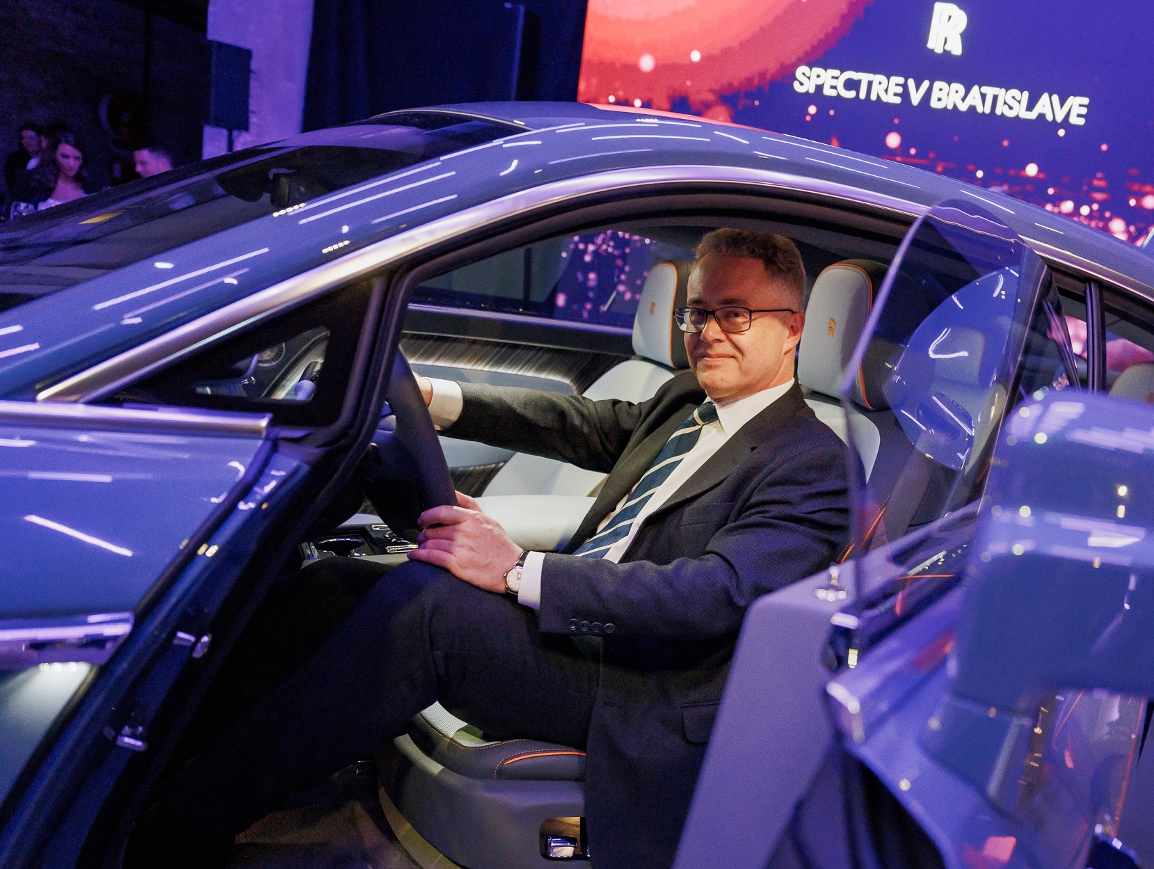 SLOVENSKÁ PREMIÉRA MODELU SPECTRE: VÝZNAMNÝ HISTORICKÝ MILNÍK PRO ROLLS-ROYCE MOTOR CARS PRAGUE