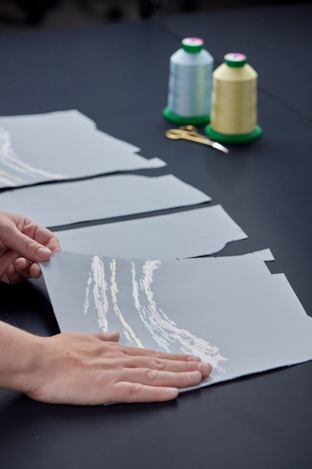 ROLLS-ROYCE PŘEDSTAVUJE PHANTOM SCINTILLA PRIVATE COLLECTION: POCTU SOŠCE SPIRIT OF ECSTASY