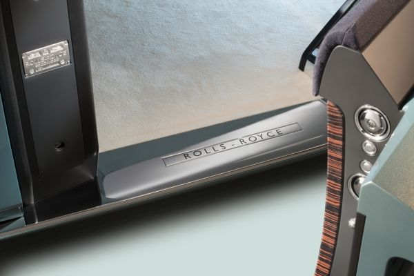 103EX: Rolls-Royce zítřka