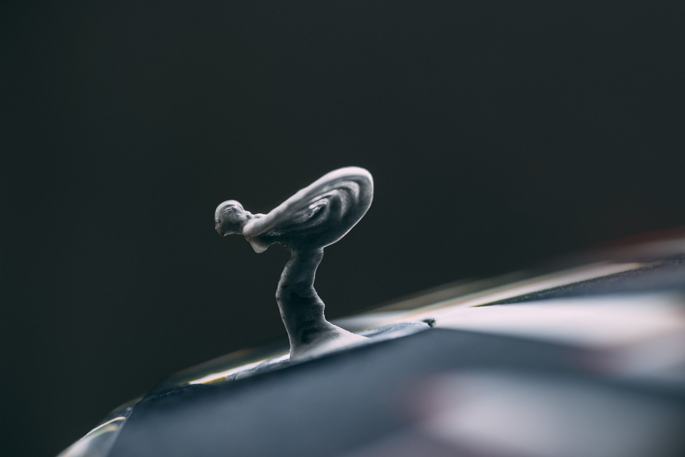 PLNĚ ELEKTRICKÝ MODEL ROLLS-ROYCE SPECTRE ZAVRŠIL ZIMNÍ TESTY U POLÁRNÍHO KRUHU