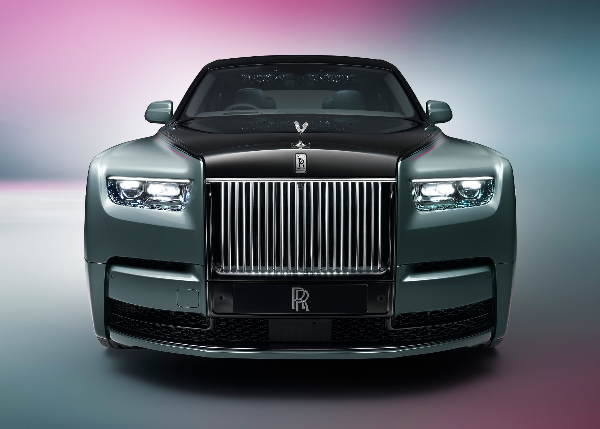 ROLLS-ROYCE PHANTOM: V NOVÉM POJETÍ