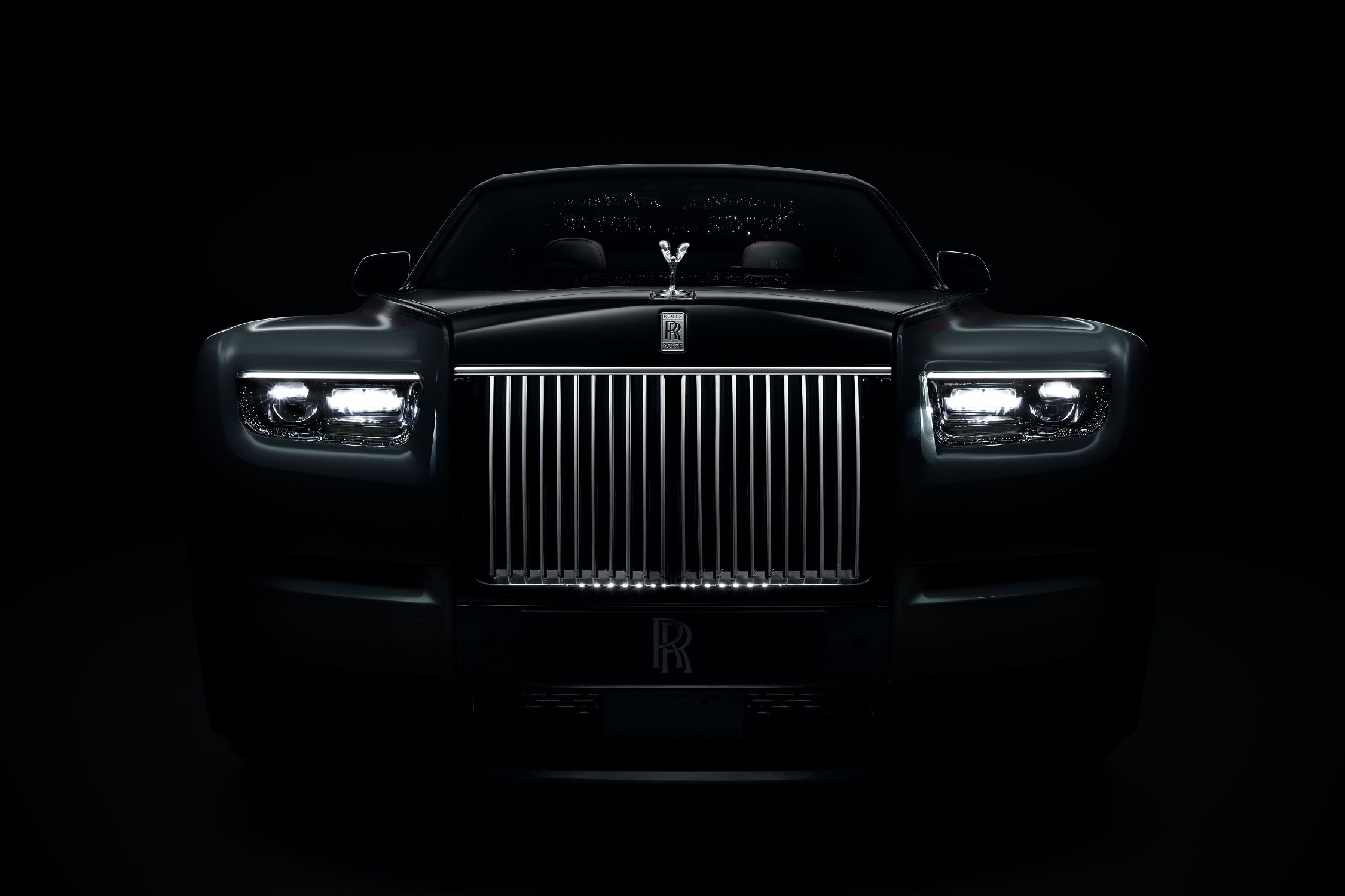 ROLLS-ROYCE PHANTOM: V NOVÉM POJETÍ