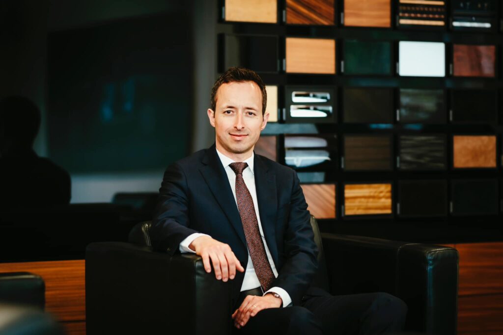 SPOLEČNOST ROLLS-ROYCE MOTOR CARS PRAGUE POVEDE PAVEL KALOUŠ