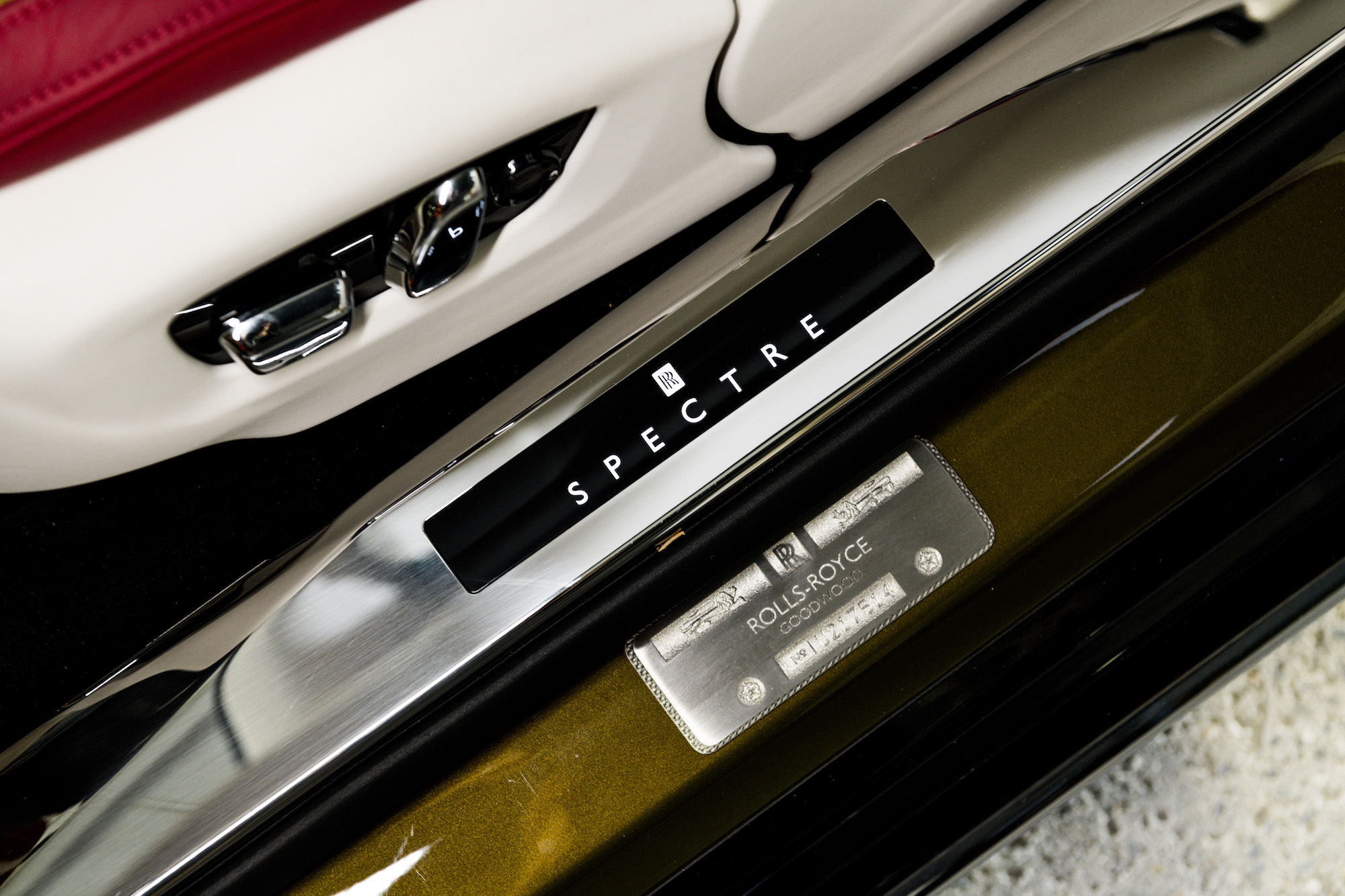 Premiéra modelu Spectre v České republice: Rolls-Royce Motor Cars Prague slaví historický milník