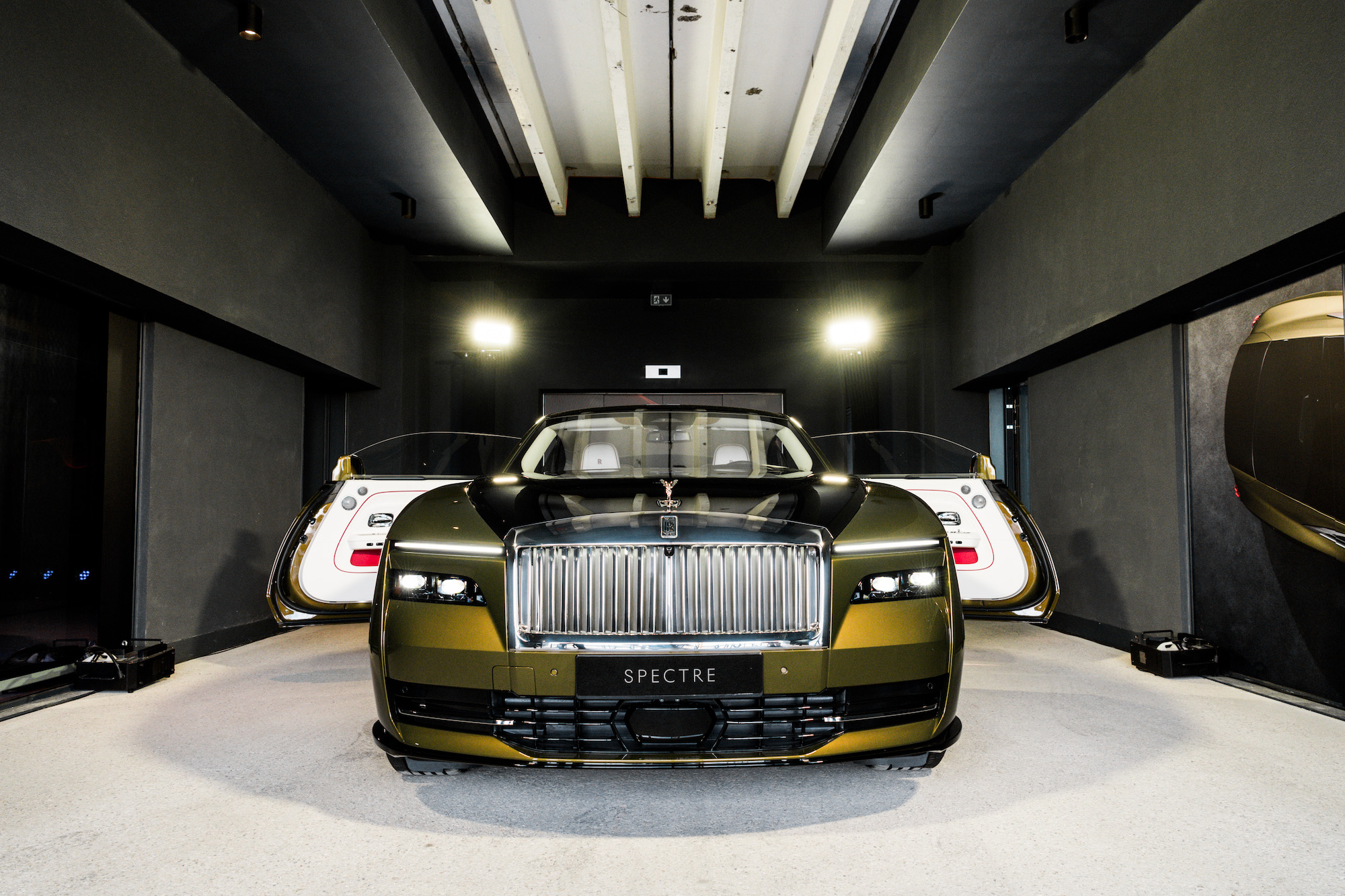 Premiéra modelu Spectre v České republice: Rolls-Royce Motor Cars Prague slaví historický milník