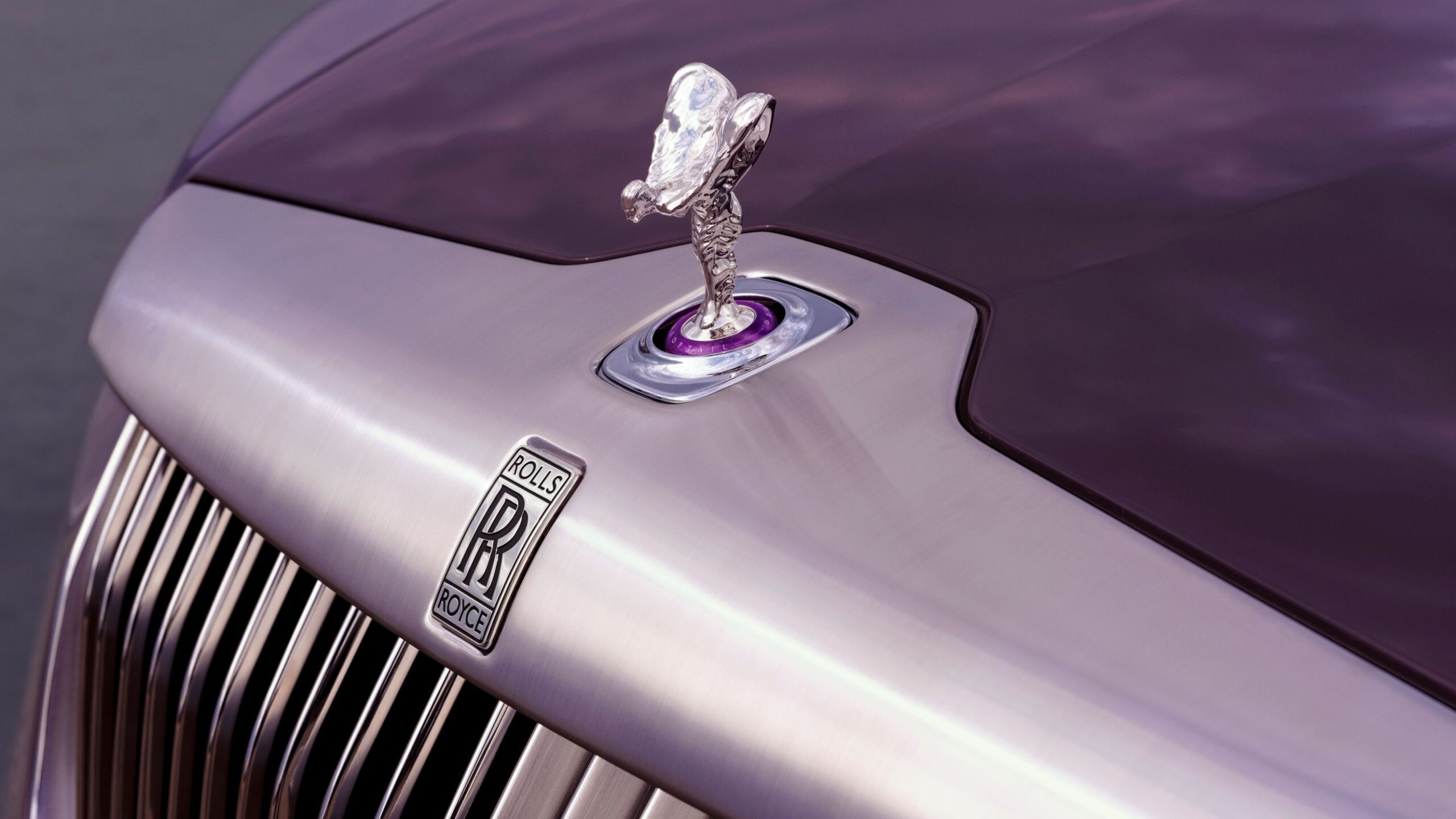 Rolls-Royce představuje Droptail Amethyst: Vyjádření ušlechtilosti, čirosti a odolnosti